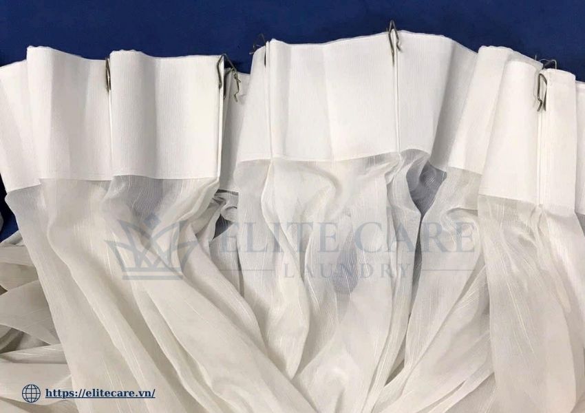 Rèm cửa sau khi giặt sạch tại Elite Care Laundry